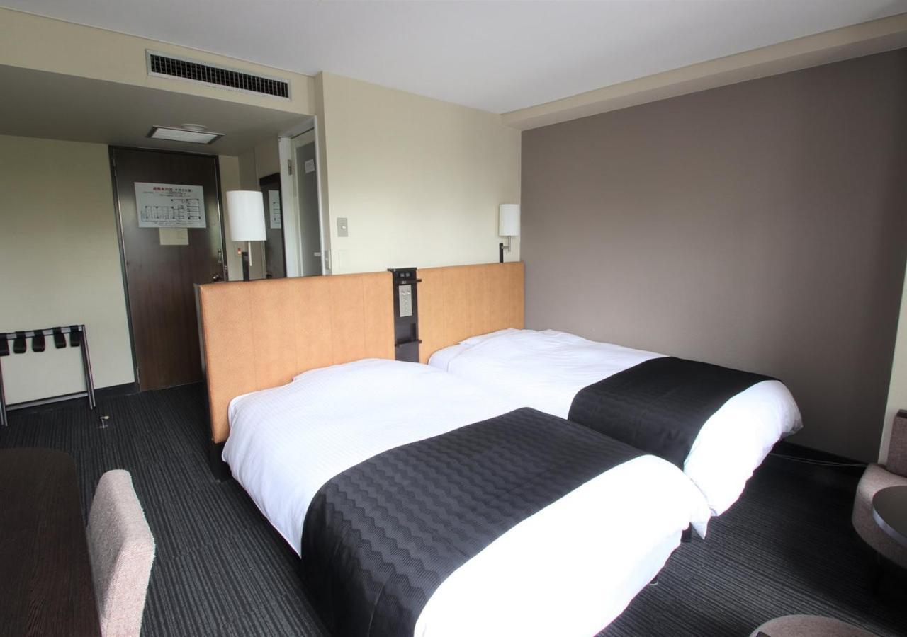 Apa Hotel Hiroshima Ekimae Buitenkant foto