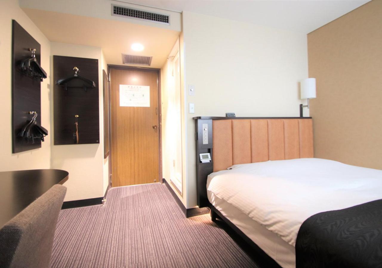 Apa Hotel Hiroshima Ekimae Buitenkant foto